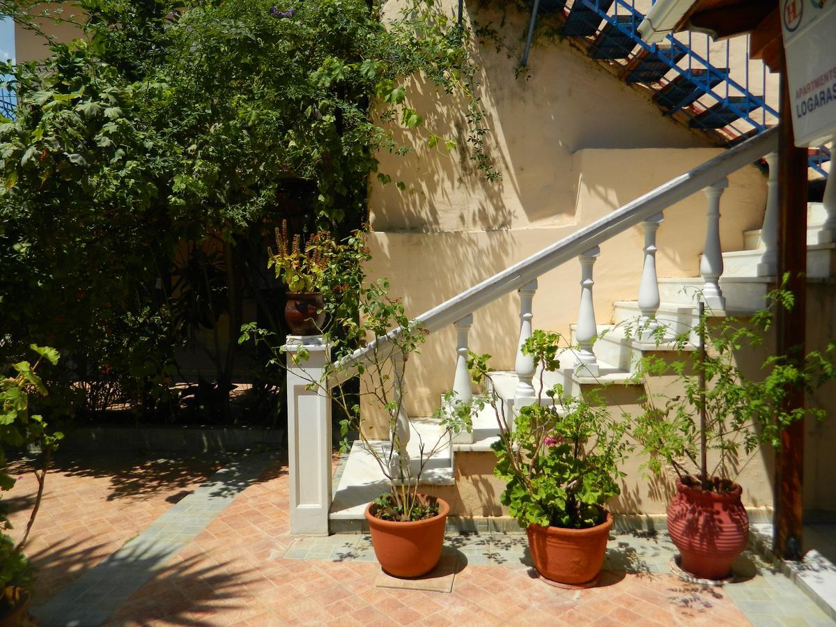 Logara'S Apartments Agia Efimia Ngoại thất bức ảnh